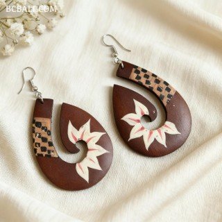 New Collection Painting Wood Earrings Beautiful Model